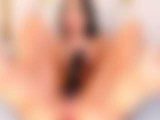 Ainoanoire's Live Sex Cam Show
