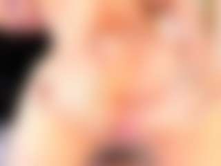 Ainoanoire's Live Sex Cam Show