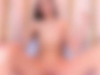 Ainoanoire's Live Sex Cam Show
