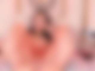 Ainoanoire's Live Sex Cam Show