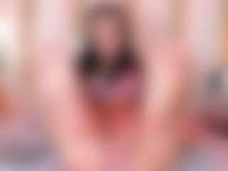 Ainoanoire's Live Sex Cam Show