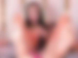 Ainoanoire's Live Sex Cam Show