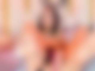 Ainoanoire's Live Sex Cam Show