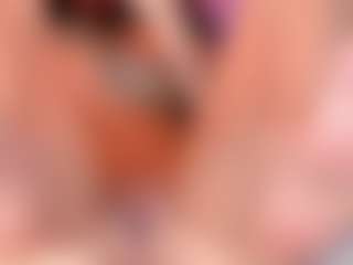Ainoanoire's Live Sex Cam Show