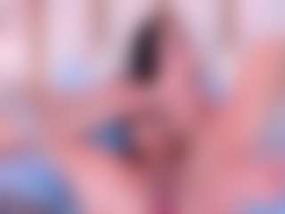 Ainoanoire's Live Sex Cam Show