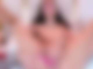 Ainoanoire's Live Sex Cam Show