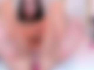 Ainoanoire's Live Sex Cam Show