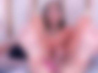 Ainoanoire's Live Sex Cam Show