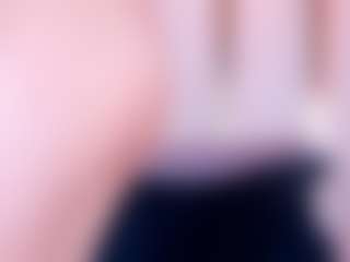 Ainoanoire's Live Sex Cam Show