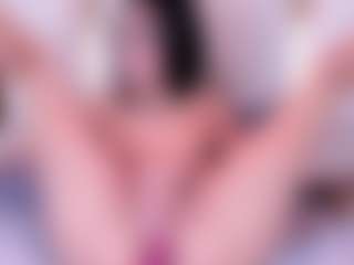 Ainoanoire's Live Sex Cam Show