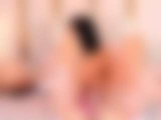 Ainoanoire's Live Sex Cam Show