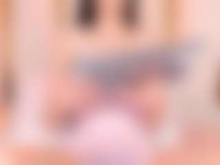 Ainoanoire's Live Sex Cam Show
