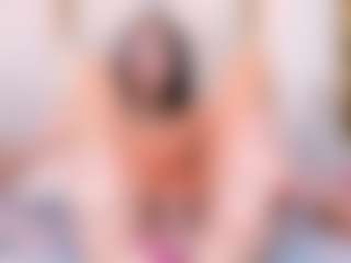 Ainoanoire's Live Sex Cam Show