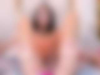 Ainoanoire's Live Sex Cam Show