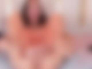 Ainoanoire's Live Sex Cam Show