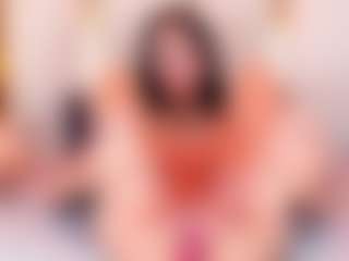 Ainoanoire's Live Sex Cam Show