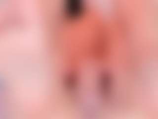 Ainoanoire's Live Sex Cam Show