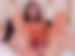 Ainoanoire's Live Sex Cam Show
