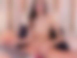 Ainoanoire's Live Sex Cam Show