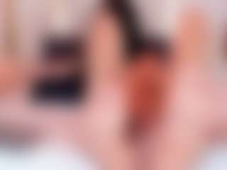 Ainoanoire's Live Sex Cam Show