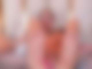 Ainoanoire's Live Sex Cam Show