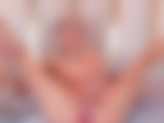 Ainoanoire's Live Sex Cam Show