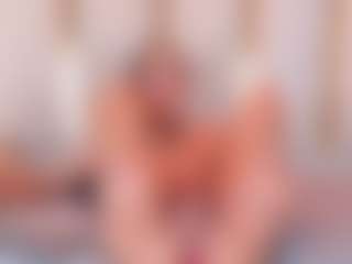 Ainoanoire's Live Sex Cam Show