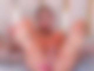 Ainoanoire's Live Sex Cam Show