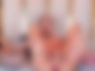 Ainoanoire's Live Sex Cam Show