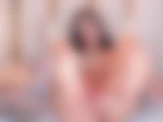 Ainoanoire's Live Sex Cam Show