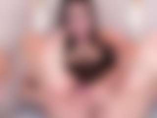 Ainoanoire's Live Sex Cam Show