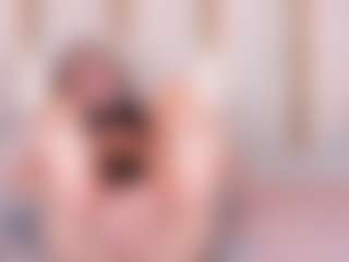 Ainoanoire's Live Sex Cam Show