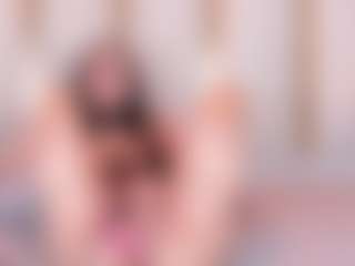 Ainoanoire's Live Sex Cam Show