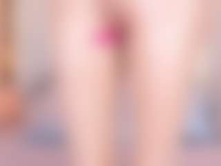 Live cam show with Ainoanoire - Dildo on Gym Cam Girls