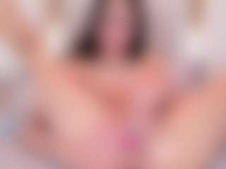 Ainoanoire's Live Sex Cam Show