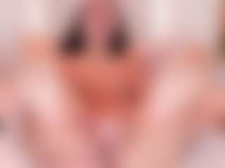 Ainoanoire's Live Sex Cam Show
