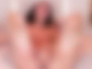 Live cam show with Ainoanoire - Dirty Talk on Camsoda