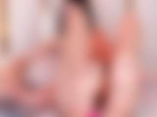 Live cam show with Ainoanoire - Natural on Camsoda