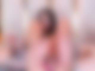 Ainoanoire's Live Sex Cam Show