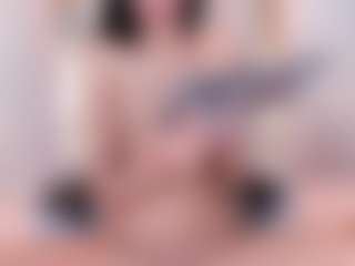 Ainoanoire's Live Sex Cam Show