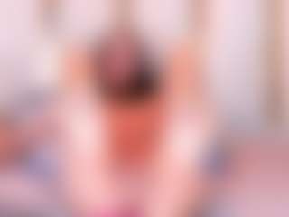 Ainoanoire's Live Sex Cam Show