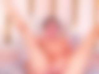 Ainoanoire's Live Sex Cam Show