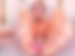 Ainoanoire's Live Sex Cam Show