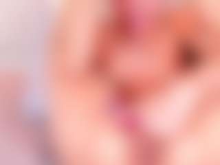 Ainoanoire's Live Sex Cam Show