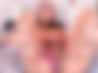Ainoanoire's Live Sex Cam Show