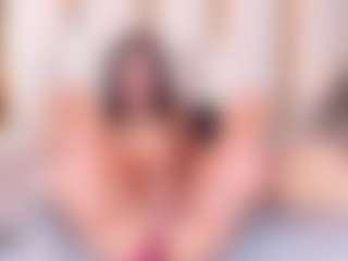Ainoanoire's Live Sex Cam Show