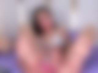 Ainoanoire's Live Sex Cam Show