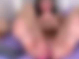 Ainoanoire's Live Sex Cam Show