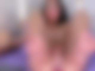 Ainoanoire's Live Sex Cam Show
