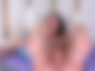 Ainoanoire's Live Sex Cam Show